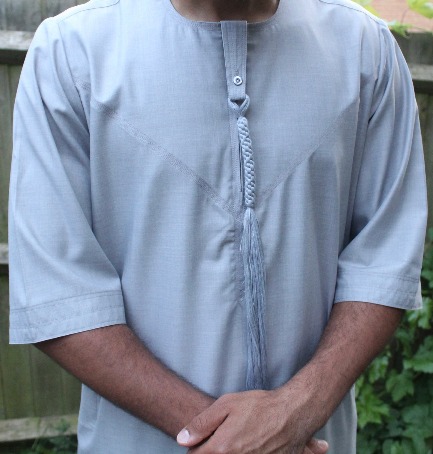 GREY SHORT SLEEVE EMIRATI THOBE